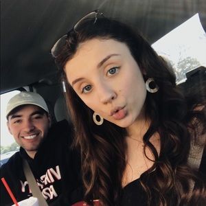 Meet your Posher, Des